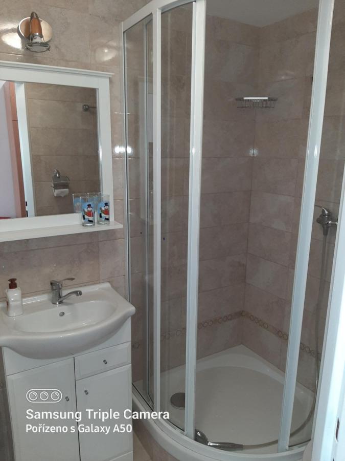 Hotel Vagonka Studenka Экстерьер фото